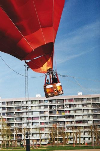 Forsidefoto: Ballonflyvning i Gellerup. Foto af Bo Sigismund. Forsidefoto: Ballonflyvning i Gellerup. Foto af Bo Sigismund.