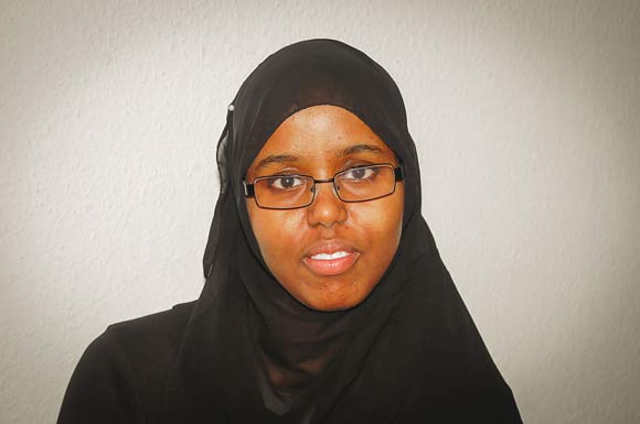 Dega Jama Mohamed er nye medlem af boligforeningens bestyrelse. Hun er vokset op i Gellerupparken, hvor hun også sidder i afdelingsbestyrelsen