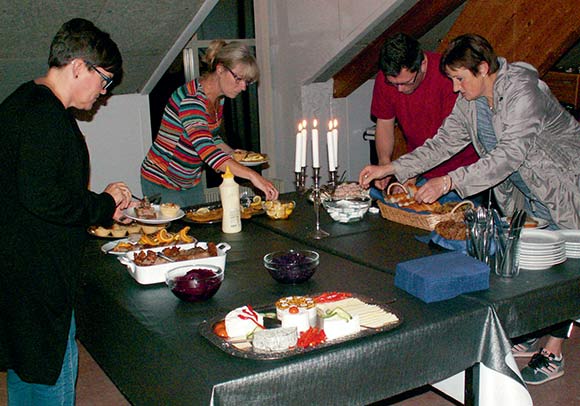 Efter en engageret og diskussionslysten aften, blev det endelig tid til at gå ombord i den lækre buffet