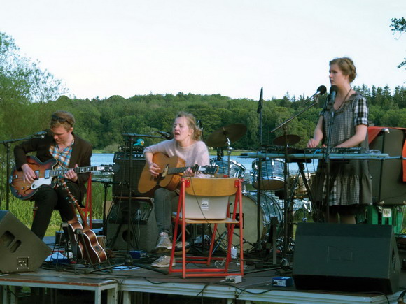 Arkiv foto af Det gamle Gasværk: Stadepladsen – Bandet ”Er de Sjældne” 2010.