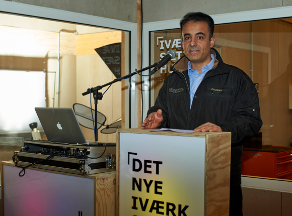 Nezar Ajjawi fra afdelingsbestyrelsen i Gellerupparken håber, at Iværksætterhuset vil skabe jobs til lokale.