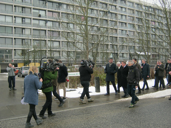 Der var stort medieopbud, da Lars Løkke blev vist rundt.